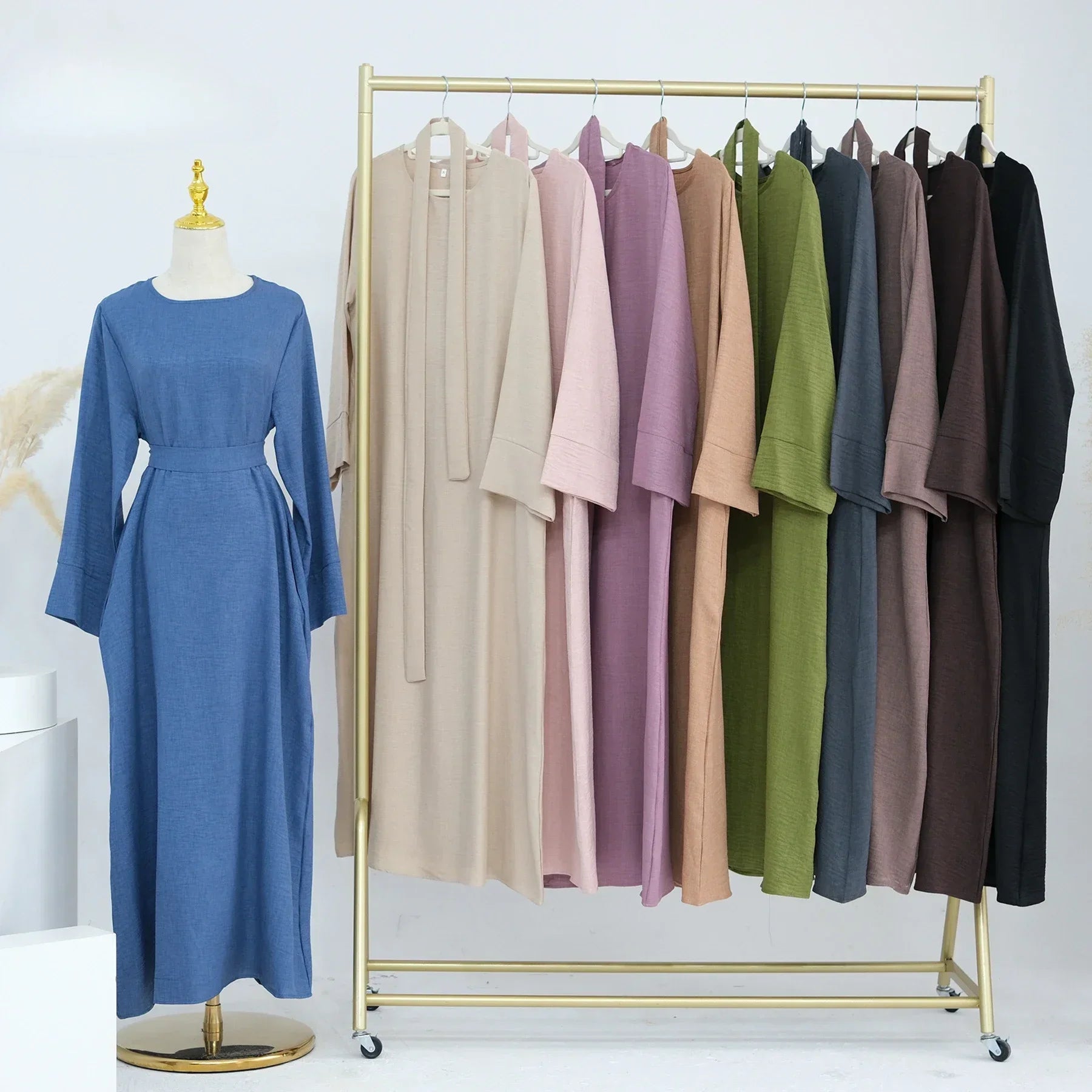 WOMEN'S ISLAMIC CLOTHING